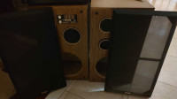Two speakers case with grills