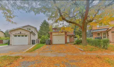 Detached power of sale property for sale in Brampton, 3 bed 2 bath . Please call 416-562-7630. Lavi...