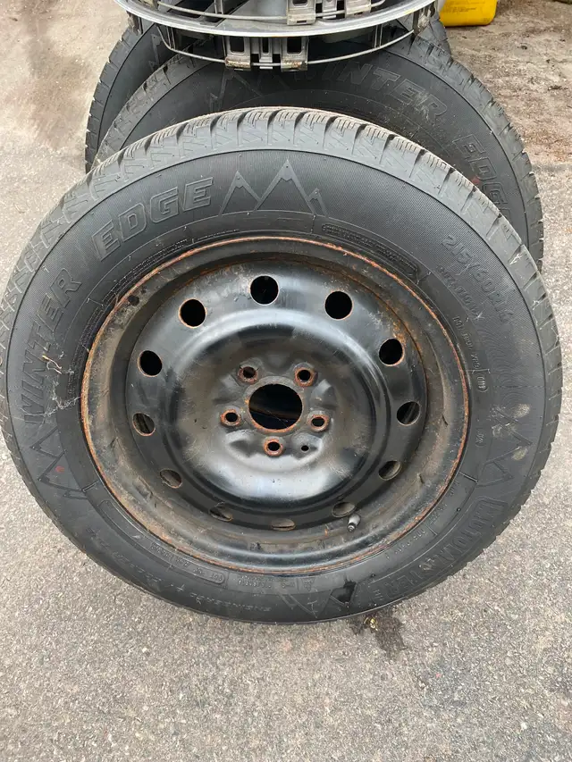Winter tires, Honda Civic Moto, master 16 inch with hubcaps in Tires & Rims in Peterborough - Image 5