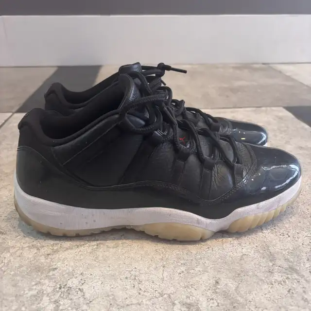 Nike Air Jordan Retro 11 Low Mens Size 13  Shoes Barely Used in Men's Shoes in City of Montréal - Image 3