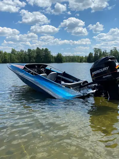 Hydrostream Vking with Mercury Racing 250xs gold block, Sportmaster, blinker jack and trim, Hydrauli...