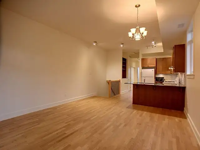 $1800 – Spacious 1-Bedroom Condo | ~1,000 sq ft | Orl