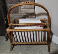 EXCELLENT CONDITION - BEAUTIFUL Wood Basket!!!