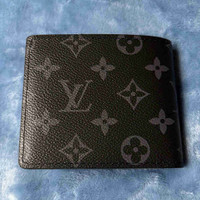 Louis Vuitton Men’s Wallet - Black