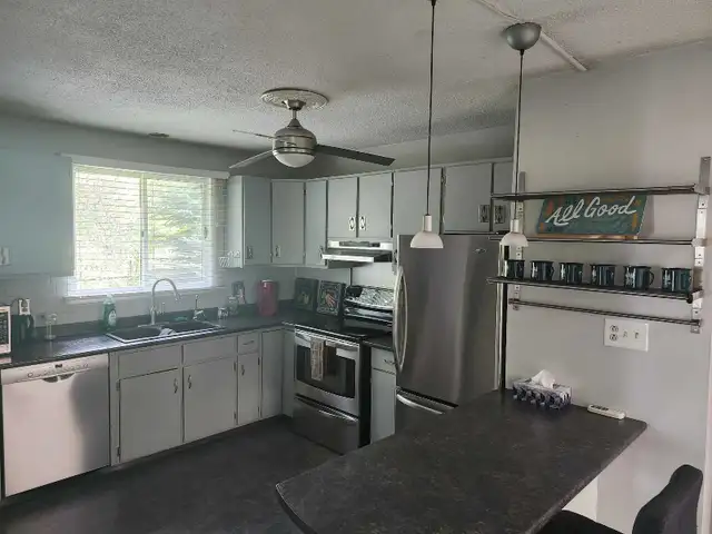 Lakefront Home For Rent 3bd/2bath on huge lot in Long Term Rentals in Cambridge - Image 6