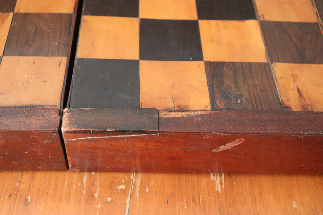 Vintage Inlaid Wooden Folding Game Board in Arts & Collectibles in London - Image 4