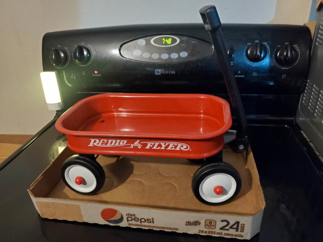 Radio Flyer mini wagon toy. for teddy bears, dolls etc $30 in Toys in City of Halifax - Image 2