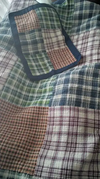 Twin size patchwork bed cover + pillow sham z $50 OBO, View more