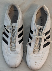 Adidas  White Casual Shoe Men Size 11.5 013057