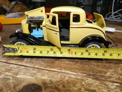 Replica Die Cast 1932 Ford Coupe, SpecCast, View more