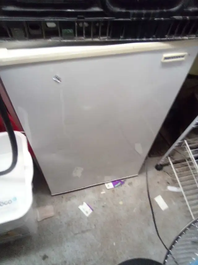 Kenmore Refrigerator64959976774146120