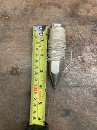 Excellent condition like brand new Plumb Bob 4 inch long 