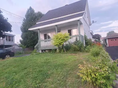 2 bedroom 1 bathroom 2 story house in Hawkesbury ON for rent for 1845$/mo. Large powered/Illuminated...