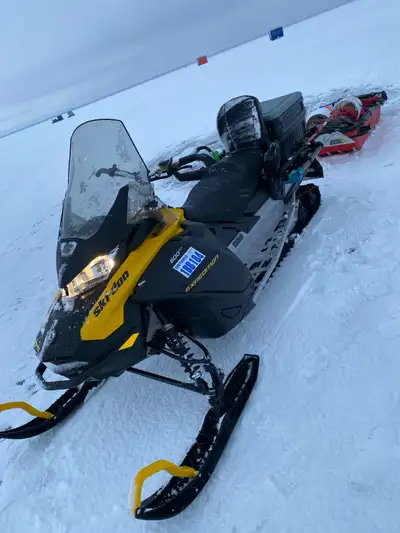 Looking for a skidoo skandic or expedition under 5000km 900ace preferably. Will also entertain any 2...
