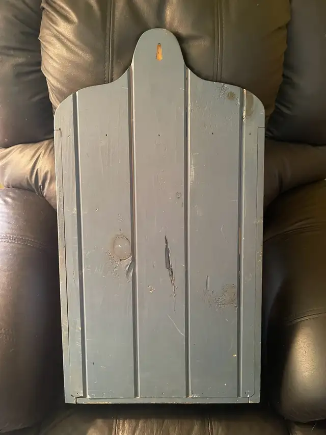  Vintage rustic pine spice cabinet in Kitchen & Dining Wares in City of Toronto - Image 3