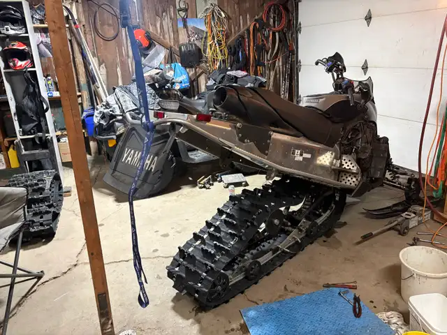 Yamaha nytro xtx 2013 in Snowmobiles in Trois-Rivières - Image 5