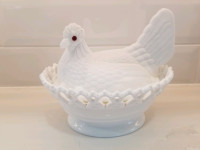 ATTERBURY? Milk Glass Hen on Lace Nest Red Eyes