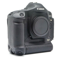 Canon EOS-1DS Mark II, 16.7 Megapixel Digital SLR Camera Body