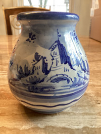 Vintage M. Pastorino Albisola Italy Vase