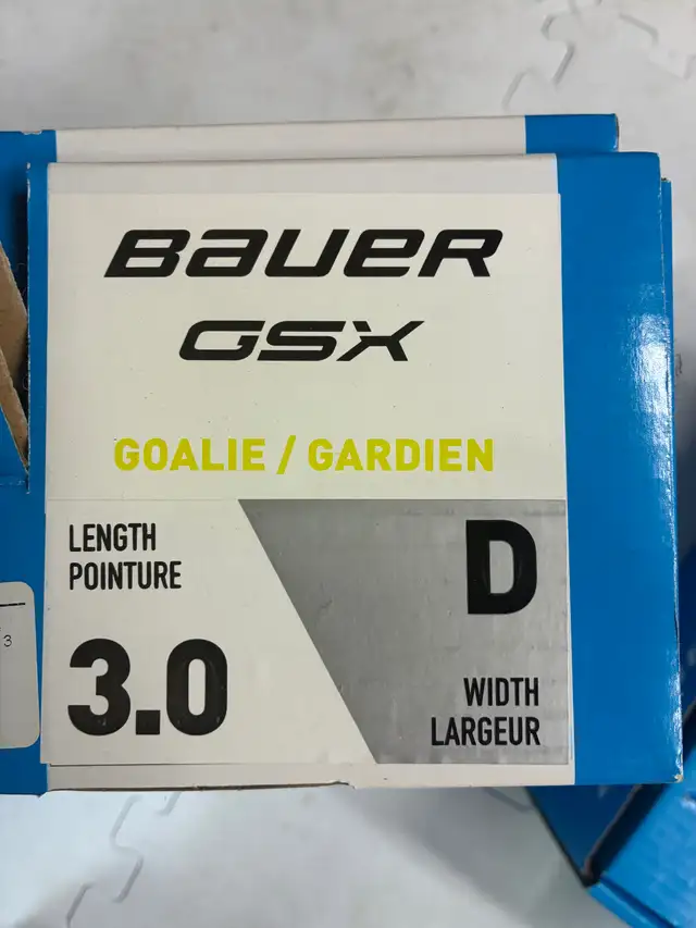 Bauer Goalie Skates in Hockey in St. Catharines - Image 3