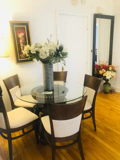 Beautiful 41// two bedroom apartment ,near metro ,school,shopping,hospital saint Mary’s Including ,s...