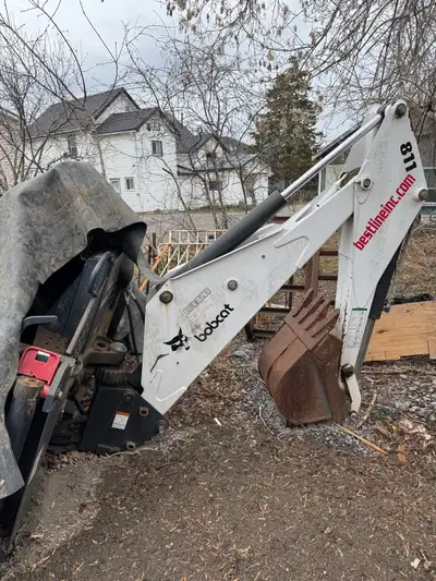 Bobcat excavator attachment 811.