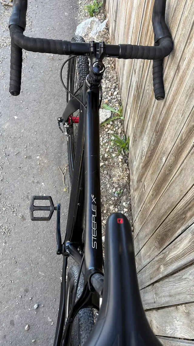Garneu Steeple xc Full carbon gravel bike  in Road in Calgary - Image 11