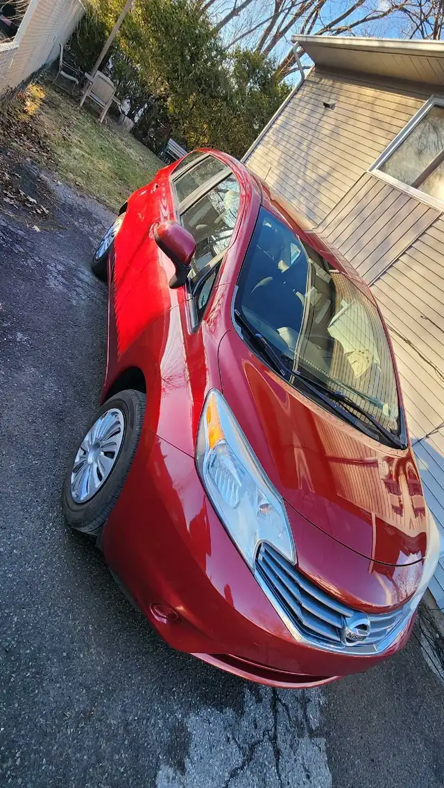 Nissan Versa 440611584481710081