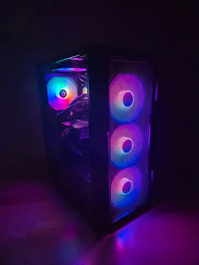 Watercooled RGB Gaming PC - Intel Core i7 8700K+Geforce GTX 1660, View more