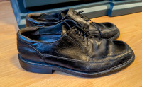 Men's Black Dockers Dress Shoes - Size 10.5