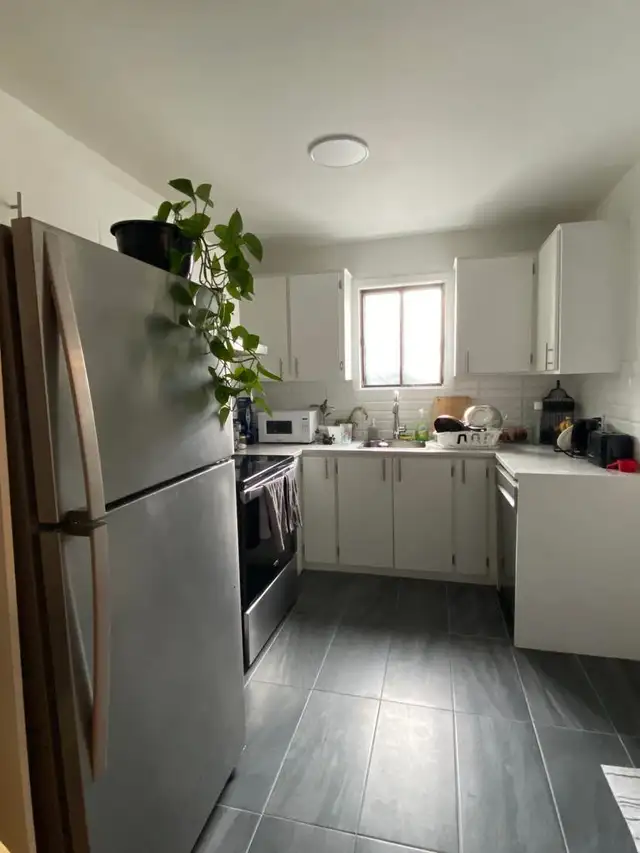 Sublet transfer Stunning 3Bedroom   Office | Steps from Parc Laf