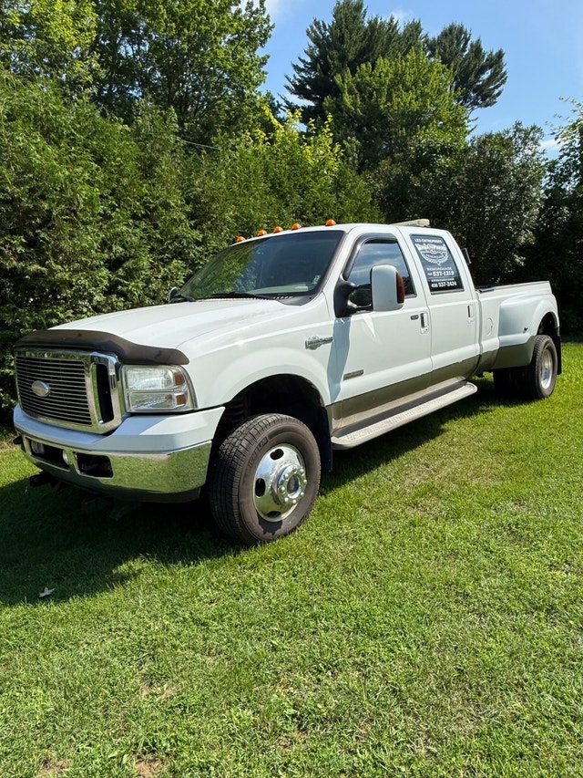 Beau F350 King Ranch 6L Diesel 4x4 — photo 2