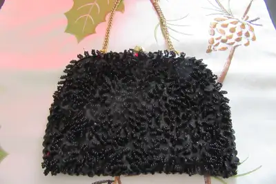 Sac a main année 1970  ou autres..., View more