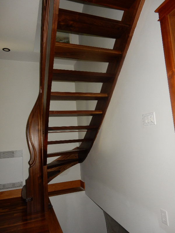 rampe et escalier dans Autre  à Granby - Image 3