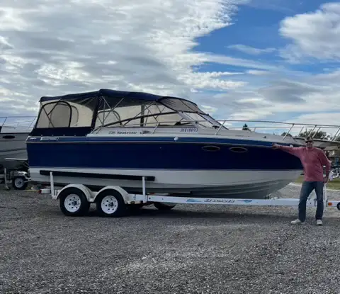 1989 sun runner weekender for sale in Powerboats & Motorboats in St. Catharines - Image 3