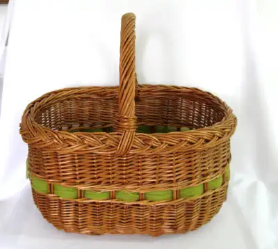 PANIER EN OSIER VINTAGE WICKER BASKET English spoken, p.m. me if details are needed Panier mesurant...