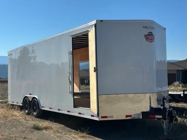ENCLOSED CARGO TRAILER in Cargo & Utility Trailers in Vernon - Image 6