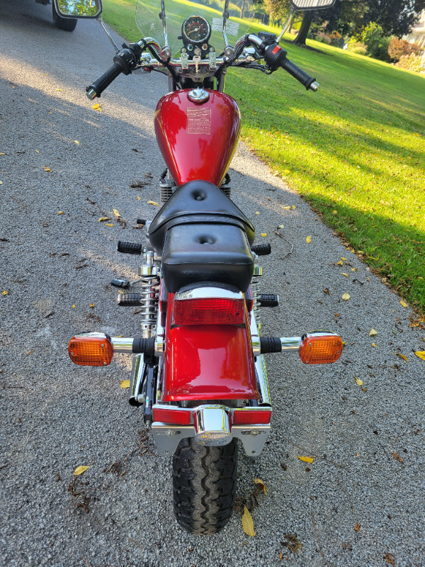 1985 HONDA REBEL. LIKE NEW. ONLY 5467 KMS. in Street, Cruisers & Choppers in St. Catharines - Image 4