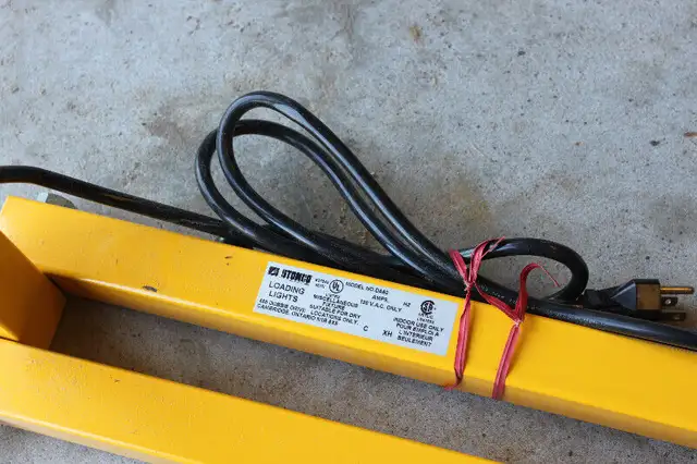Loading Light in Other in Sudbury - Image 4