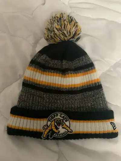Hamilton Tiger-Cats New Era Cuffed Knit Beanie with Pom, View more