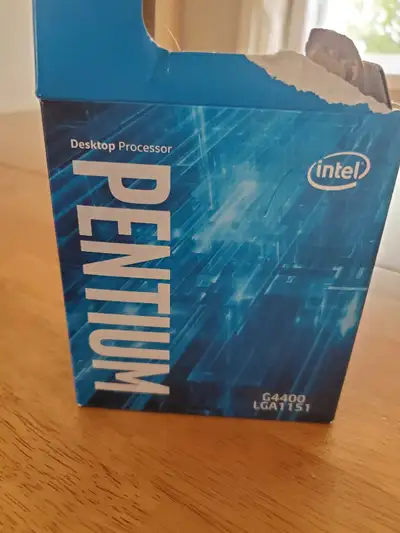 Pentium G4400 LGA1151 w/ Stock fan, View more