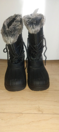 Womens 9.5 Snow Boots Waterproof Winter Boots  