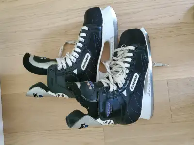 FOR SALE – Man Bauer supreme 1000 skates for $40, View more