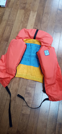 3 Tul life jackets (not PFDs) - pu in Porters Lake