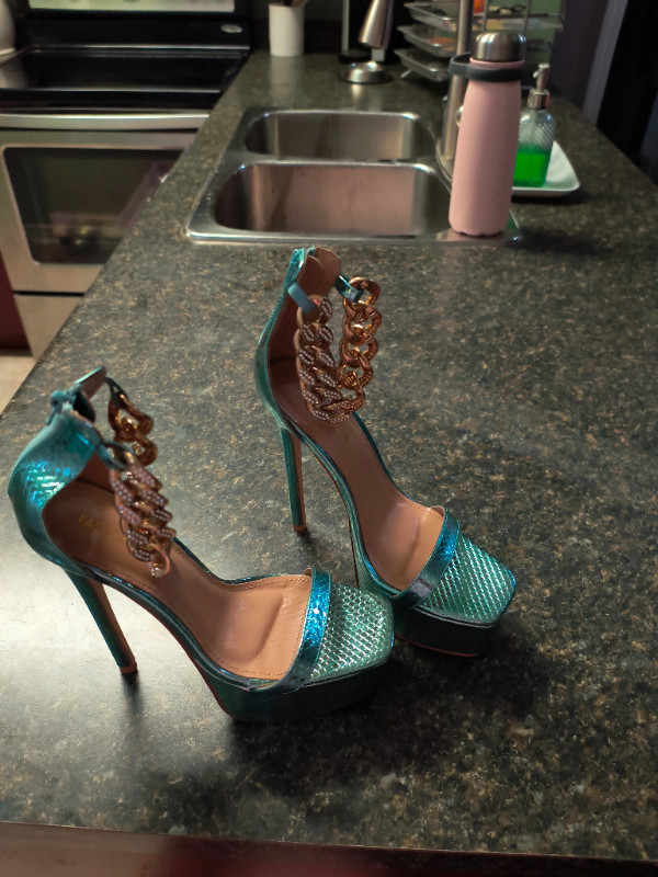 Shoes size 7 Brand new in Other in Markham / York Region