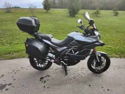 Only 9900km. Mature rider. Fitted luggage, powered tank bag, Garmin GPS. Excellent bike but no time...