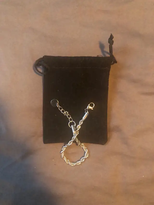 Evry Jewels Men’s Bracelet + Pouch in Jewellery & Watches in Mississauga / Peel Region - Image 2