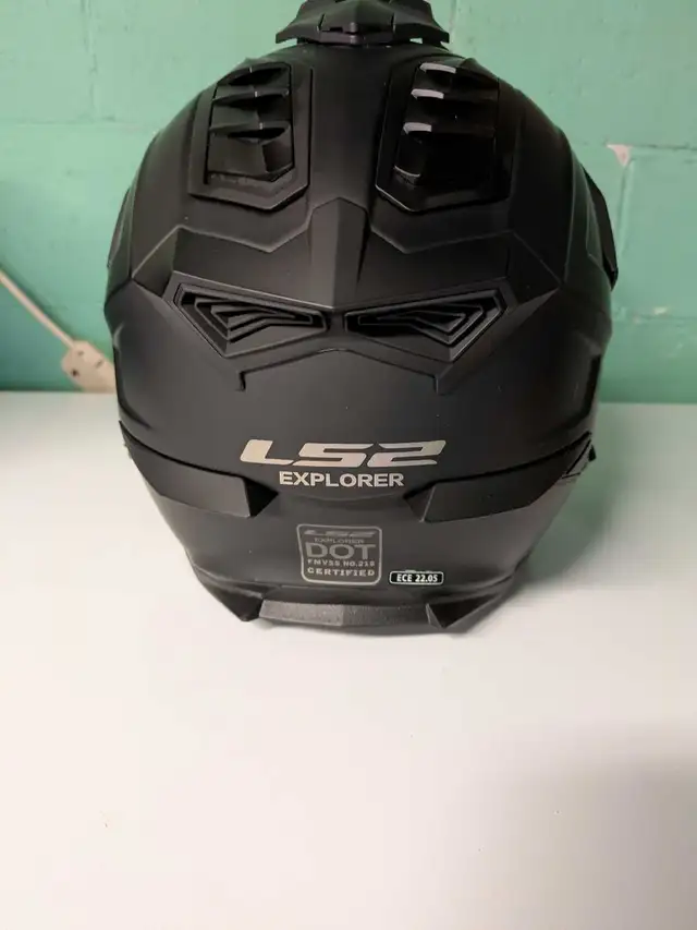 LS2 motorcycle helmet in Other in Windsor Region - Image 3