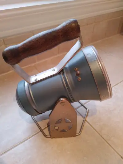 Vintage Lantern Star Headlight Lantern Co NY USA needs battery, untested. Neat display item Barrhave...