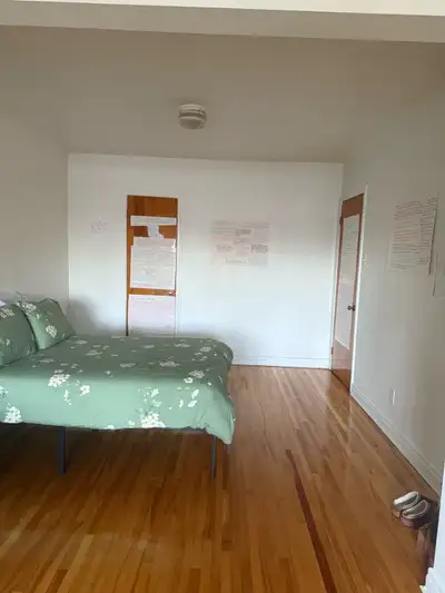 ☀️ 3 1/2 à Montréal, Verdun - 1175$ Très grand 3 1/2 2 Balcons 1 Jardin Communal Beaucoup d’espace d...